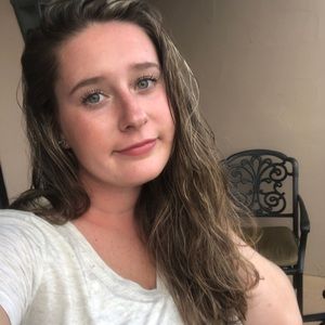 Meet your Posher, Hailey